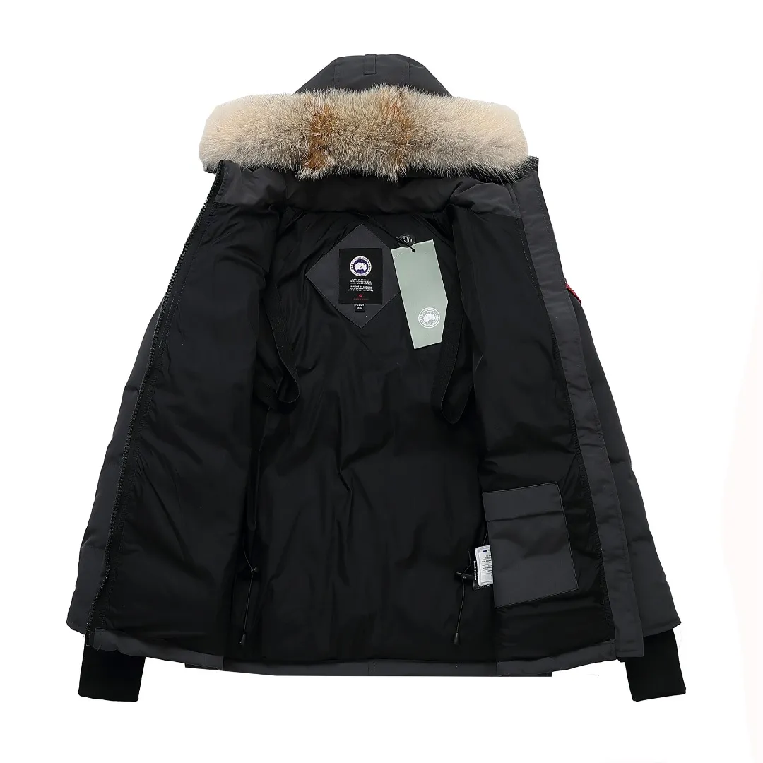 ：Black White Royal Blue Red Gray sizi： Canada Goose 04 ： ！ ， ！ CANADA GOOSE Chilliwack 01 ， ， 90 ， 。 Authentic ， 1:1 。 ， 2 ， ， 12 ， ， YKK ， ， 。 、 18 、 ，nfc 、 ， 。 、 ， 、 10 YKK ， ykk 。 、 12 ， 。 、 logo， ， Authentic。 、 ， ， ， ， 。 ，
